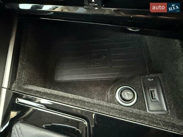 Черный Фольксваген Туарег, объемом двигателя 2.97 л и пробегом 187 тыс. км за 45500 $, фото 28 на Automoto.ua