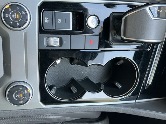 Черный Фольксваген Туарег, объемом двигателя 3 л и пробегом 194 тыс. км за 40500 $, фото 15 на Automoto.ua