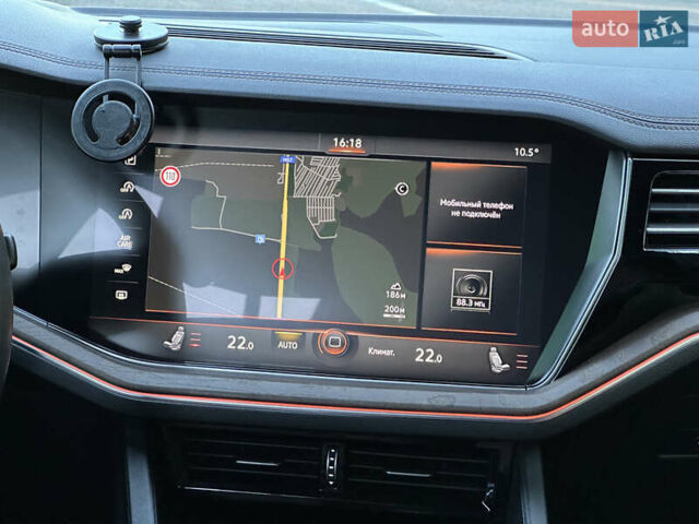 Черный Фольксваген Туарег, объемом двигателя 3 л и пробегом 259 тыс. км за 38999 $, фото 72 на Automoto.ua