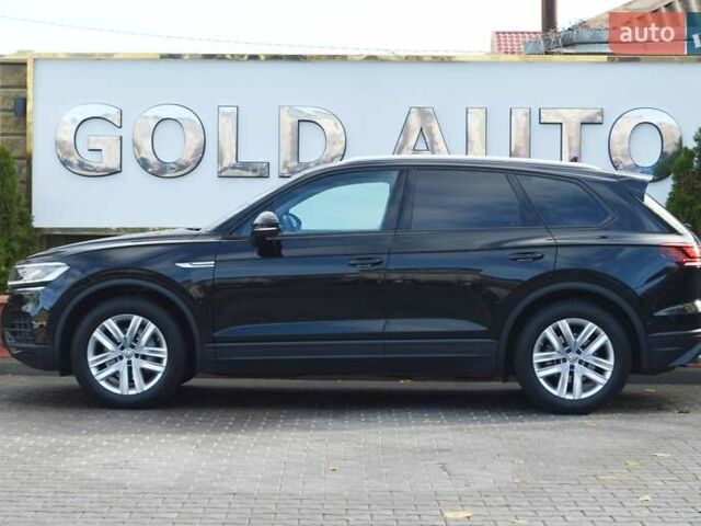 Черный Фольксваген Туарег, объемом двигателя 2.97 л и пробегом 115 тыс. км за 39900 $, фото 5 на Automoto.ua