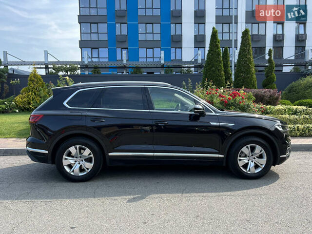 Чорний Фольксваген Туарег, об'ємом двигуна 2.97 л та пробігом 151 тис. км за 42900 $, фото 3 на Automoto.ua
