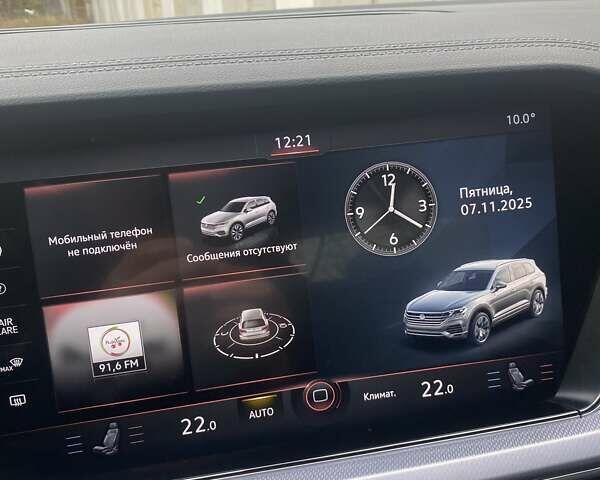 Черный Фольксваген Туарег, объемом двигателя 2.97 л и пробегом 231 тыс. км за 45500 $, фото 23 на Automoto.ua