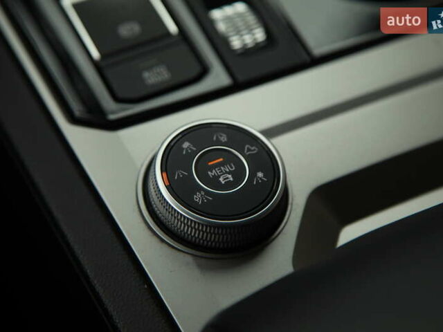 Чорний Фольксваген Туарег, об'ємом двигуна 2.99 л та пробігом 120 тис. км за 35000 $, фото 19 на Automoto.ua