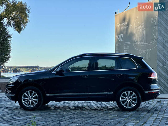 Черный Фольксваген Туарег, объемом двигателя 2.97 л и пробегом 275 тыс. км за 24800 $, фото 12 на Automoto.ua