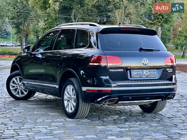 Черный Фольксваген Туарег, объемом двигателя 2.97 л и пробегом 275 тыс. км за 24800 $, фото 4 на Automoto.ua