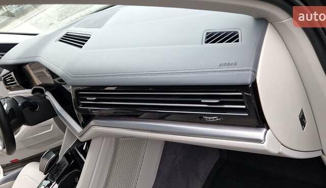 Черный Фольксваген Туарег, объемом двигателя 3 л и пробегом 189 тыс. км за 42800 $, фото 29 на Automoto.ua