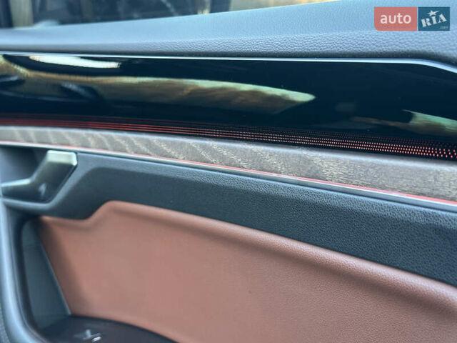 Черный Фольксваген Туарег, объемом двигателя 3 л и пробегом 259 тыс. км за 38999 $, фото 63 на Automoto.ua