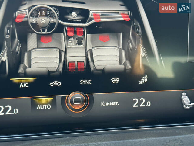 Черный Фольксваген Туарег, объемом двигателя 3 л и пробегом 259 тыс. км за 38999 $, фото 105 на Automoto.ua