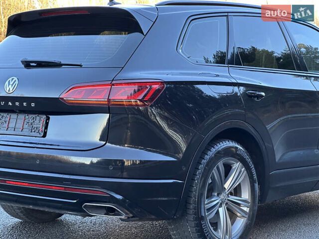 Черный Фольксваген Туарег, объемом двигателя 3 л и пробегом 259 тыс. км за 38999 $, фото 36 на Automoto.ua