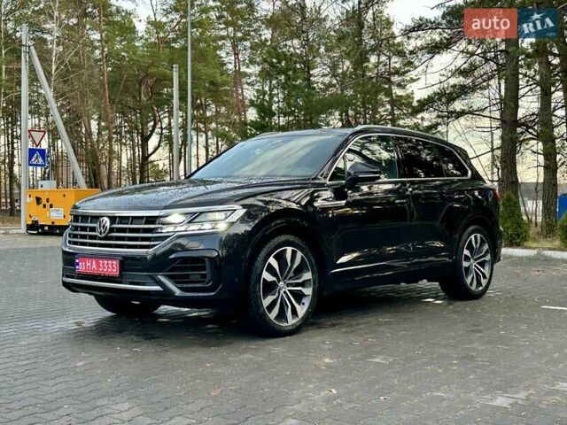 Черный Фольксваген Туарег, объемом двигателя 2.97 л и пробегом 264 тыс. км за 44000 $, фото 14 на Automoto.ua