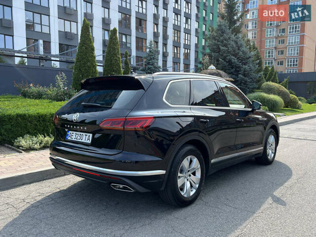 Чорний Фольксваген Туарег, об'ємом двигуна 2.97 л та пробігом 151 тис. км за 42900 $, фото 2 на Automoto.ua