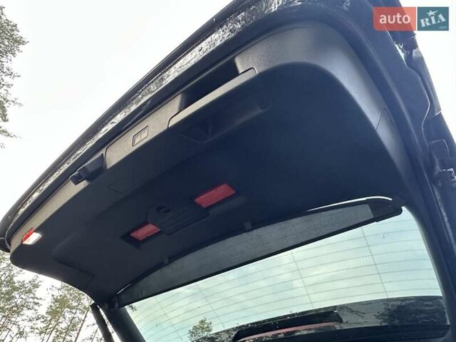 Черный Фольксваген Туарег, объемом двигателя 2.97 л и пробегом 264 тыс. км за 44000 $, фото 78 на Automoto.ua