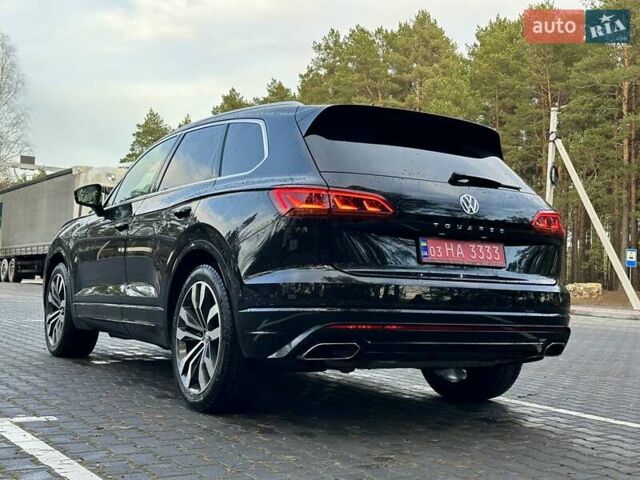 Черный Фольксваген Туарег, объемом двигателя 2.97 л и пробегом 264 тыс. км за 44000 $, фото 19 на Automoto.ua