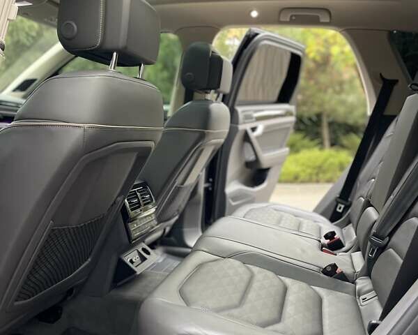 Чорний Фольксваген Туарег, об'ємом двигуна 2.97 л та пробігом 118 тис. км за 53900 $, фото 22 на Automoto.ua