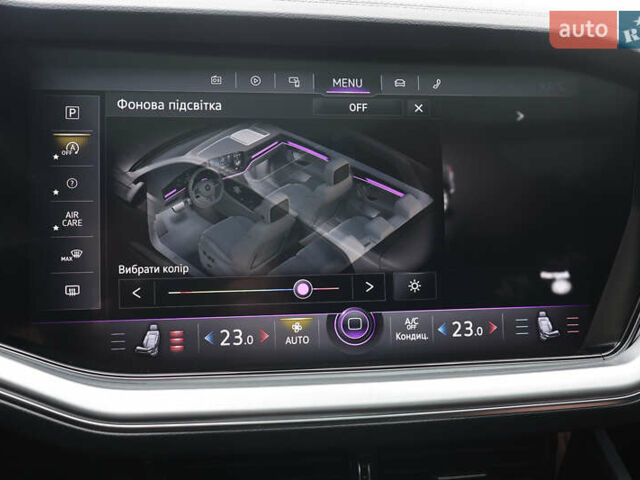 Черный Фольксваген Туарег, объемом двигателя 2.97 л и пробегом 252 тыс. км за 40500 $, фото 44 на Automoto.ua