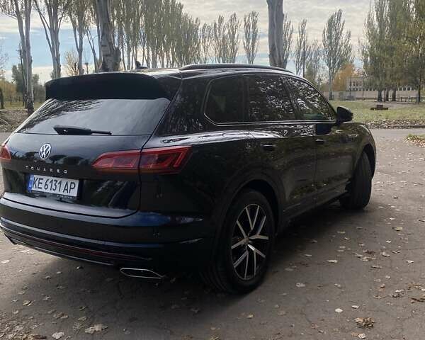 Черный Фольксваген Туарег, объемом двигателя 2.97 л и пробегом 231 тыс. км за 45500 $, фото 5 на Automoto.ua