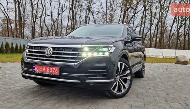Черный Фольксваген Туарег, объемом двигателя 3 л и пробегом 189 тыс. км за 42800 $, фото 57 на Automoto.ua