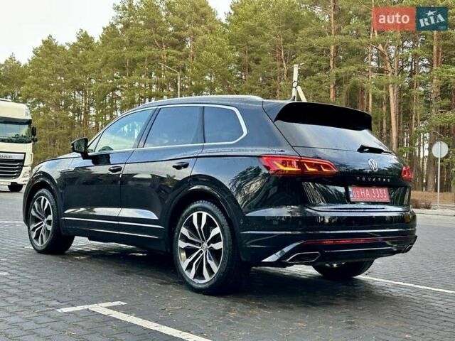 Черный Фольксваген Туарег, объемом двигателя 2.97 л и пробегом 264 тыс. км за 44000 $, фото 20 на Automoto.ua