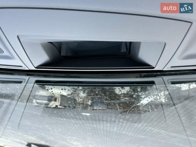 Черный Фольксваген Туарег, объемом двигателя 2.97 л и пробегом 264 тыс. км за 44000 $, фото 35 на Automoto.ua