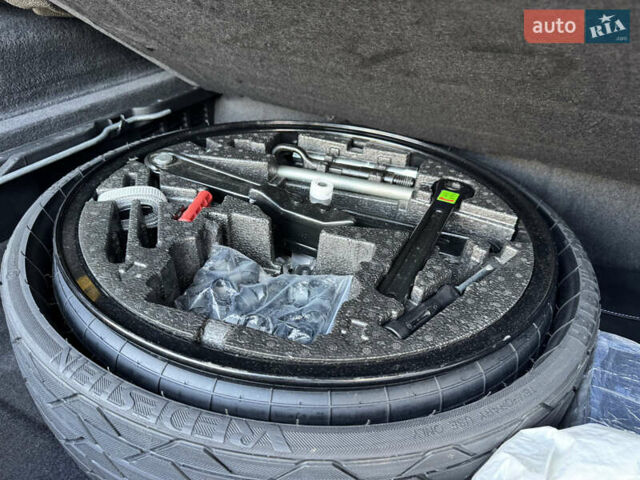 Чорний Фольксваген Туарег, об'ємом двигуна 2.97 л та пробігом 206 тис. км за 45000 $, фото 60 на Automoto.ua