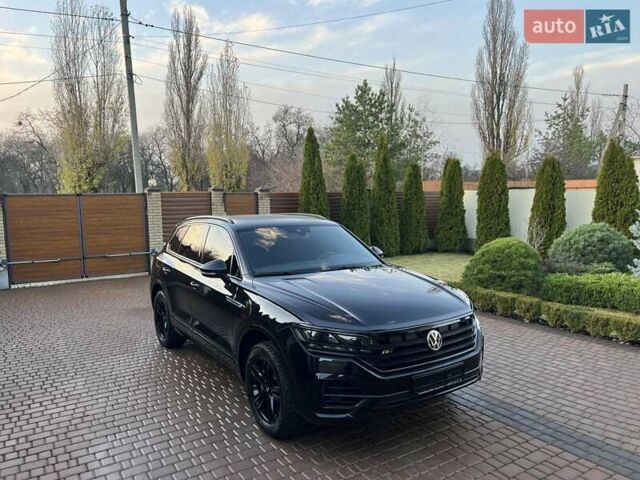 Чорний Фольксваген Туарег, об'ємом двигуна 2.99 л та пробігом 99 тис. км за 42700 $, фото 4 на Automoto.ua