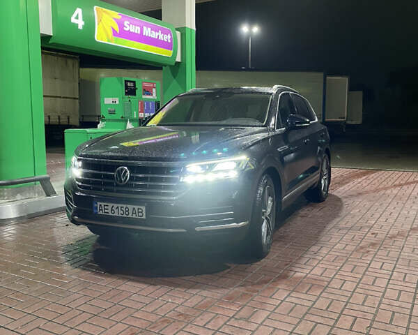 Черный Фольксваген Туарег, объемом двигателя 3 л и пробегом 248 тыс. км за 35000 $, фото 11 на Automoto.ua