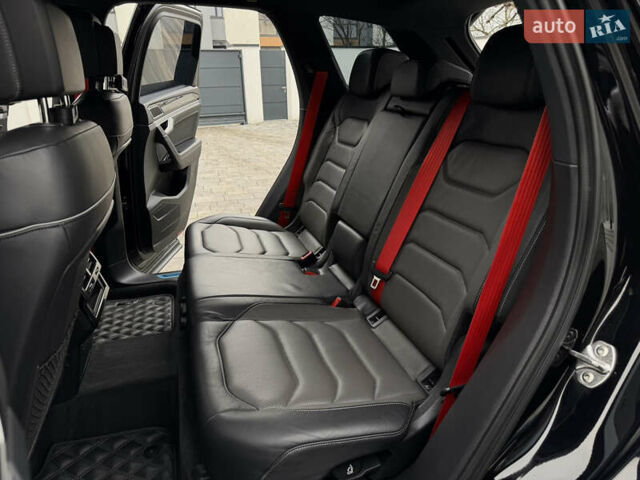 Чорний Фольксваген Туарег, об'ємом двигуна 3 л та пробігом 105 тис. км за 57888 $, фото 40 на Automoto.ua