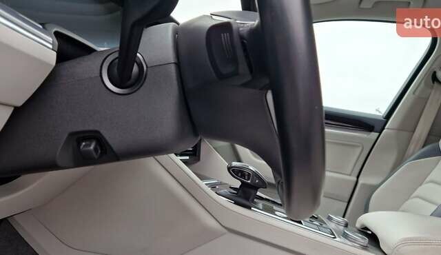 Черный Фольксваген Туарег, объемом двигателя 3 л и пробегом 189 тыс. км за 42800 $, фото 36 на Automoto.ua