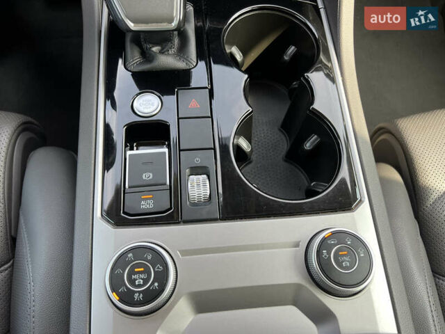 Чорний Фольксваген Туарег, об'ємом двигуна 2.97 л та пробігом 151 тис. км за 42900 $, фото 13 на Automoto.ua