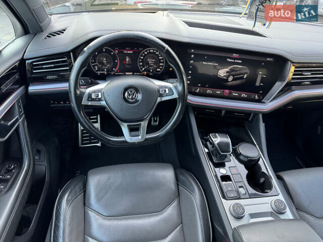 Чорний Фольксваген Туарег, об'ємом двигуна 2.97 л та пробігом 240 тис. км за 43500 $, фото 21 на Automoto.ua