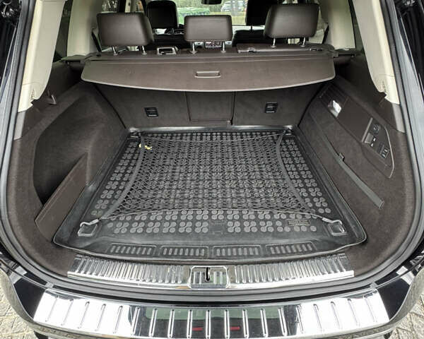 Черный Фольксваген Туарег, объемом двигателя 2.97 л и пробегом 128 тыс. км за 39900 $, фото 9 на Automoto.ua