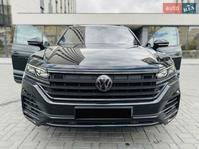 Чорний Фольксваген Туарег, об'ємом двигуна 2.97 л та пробігом 170 тис. км за 41950 $, фото 30 на Automoto.ua