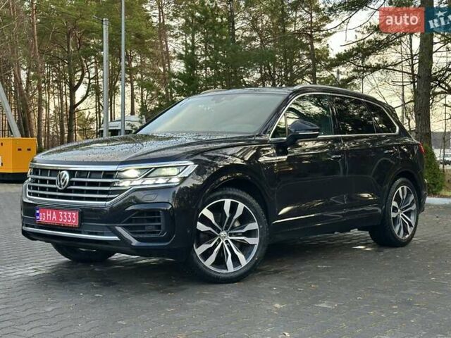 Черный Фольксваген Туарег, объемом двигателя 2.97 л и пробегом 264 тыс. км за 44000 $, фото 13 на Automoto.ua