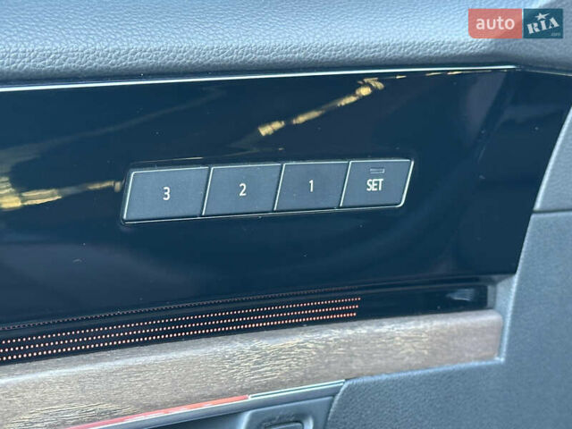 Черный Фольксваген Туарег, объемом двигателя 3 л и пробегом 259 тыс. км за 38999 $, фото 44 на Automoto.ua