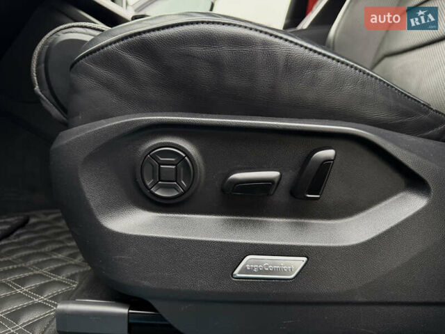 Чорний Фольксваген Туарег, об'ємом двигуна 3 л та пробігом 105 тис. км за 57888 $, фото 54 на Automoto.ua