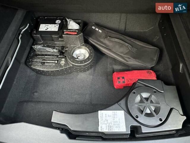 Черный Фольксваген Туарег, объемом двигателя 2.97 л и пробегом 264 тыс. км за 44000 $, фото 76 на Automoto.ua