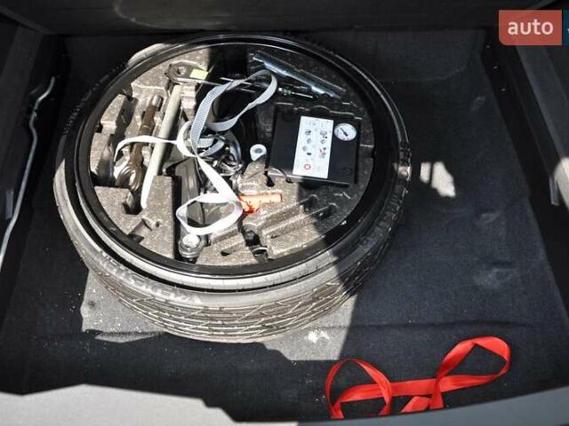 Черный Фольксваген Туарег, объемом двигателя 2.97 л и пробегом 138 тыс. км за 46400 $, фото 8 на Automoto.ua