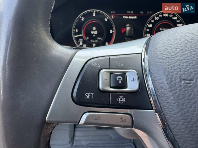 Чорний Фольксваген Туарег, об'ємом двигуна 2.97 л та пробігом 206 тис. км за 45000 $, фото 33 на Automoto.ua