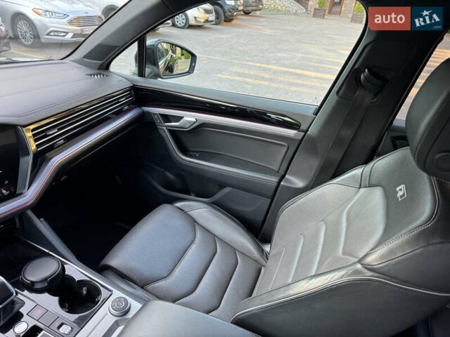 Чорний Фольксваген Туарег, об'ємом двигуна 2.97 л та пробігом 240 тис. км за 43500 $, фото 37 на Automoto.ua