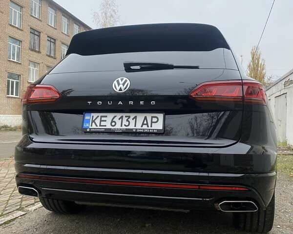 Черный Фольксваген Туарег, объемом двигателя 2.97 л и пробегом 231 тыс. км за 45500 $, фото 31 на Automoto.ua