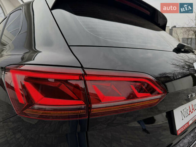 Чорний Фольксваген Туарег, об'ємом двигуна 3 л та пробігом 105 тис. км за 57888 $, фото 26 на Automoto.ua