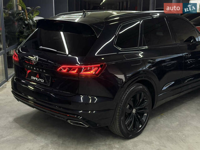 Черный Фольксваген Туарег, объемом двигателя 2.97 л и пробегом 172 тыс. км за 50500 $, фото 15 на Automoto.ua
