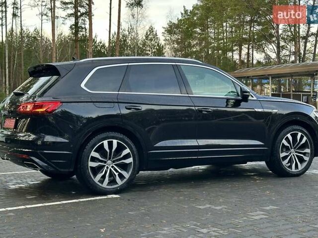 Черный Фольксваген Туарег, объемом двигателя 2.97 л и пробегом 264 тыс. км за 44000 $, фото 26 на Automoto.ua