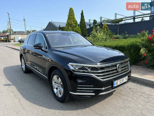 Чорний Фольксваген Туарег, об'ємом двигуна 2.97 л та пробігом 151 тис. км за 42900 $, фото 4 на Automoto.ua