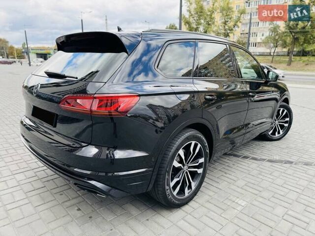 Чорний Фольксваген Туарег, об'ємом двигуна 2.97 л та пробігом 170 тис. км за 41950 $, фото 21 на Automoto.ua