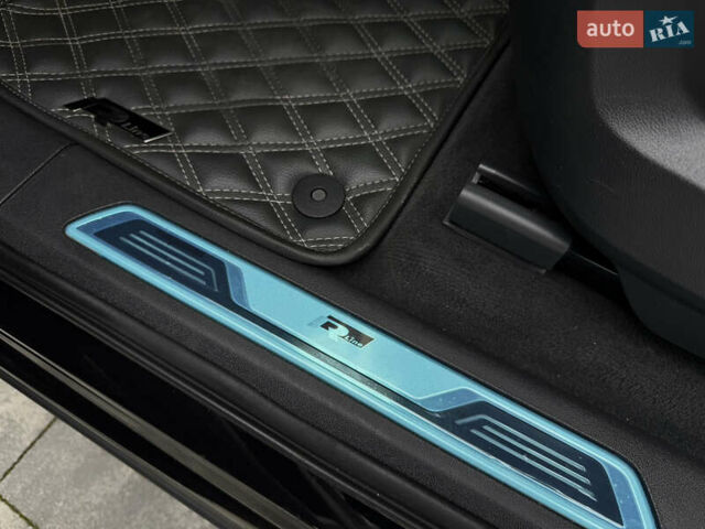 Чорний Фольксваген Туарег, об'ємом двигуна 3 л та пробігом 99 тис. км за 57888 $, фото 55 на Automoto.ua