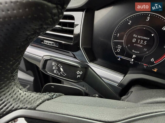 Чорний Фольксваген Туарег, об'ємом двигуна 3 л та пробігом 105 тис. км за 57888 $, фото 61 на Automoto.ua