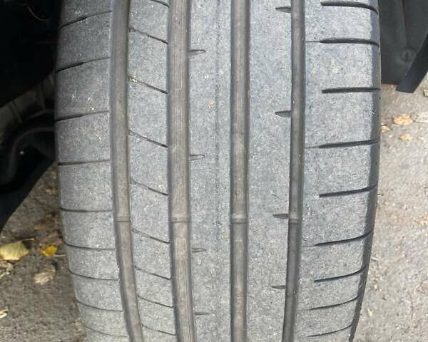 Черный Фольксваген Туарег, объемом двигателя 2.97 л и пробегом 231 тыс. км за 45500 $, фото 2 на Automoto.ua