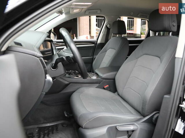 Чорний Фольксваген Туарег, об'ємом двигуна 2.99 л та пробігом 120 тис. км за 35000 $, фото 6 на Automoto.ua