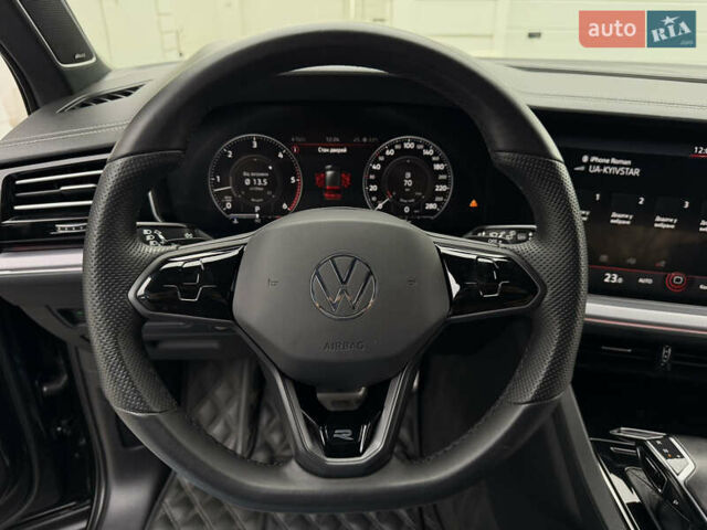 Чорний Фольксваген Туарег, об'ємом двигуна 3 л та пробігом 105 тис. км за 57888 $, фото 60 на Automoto.ua